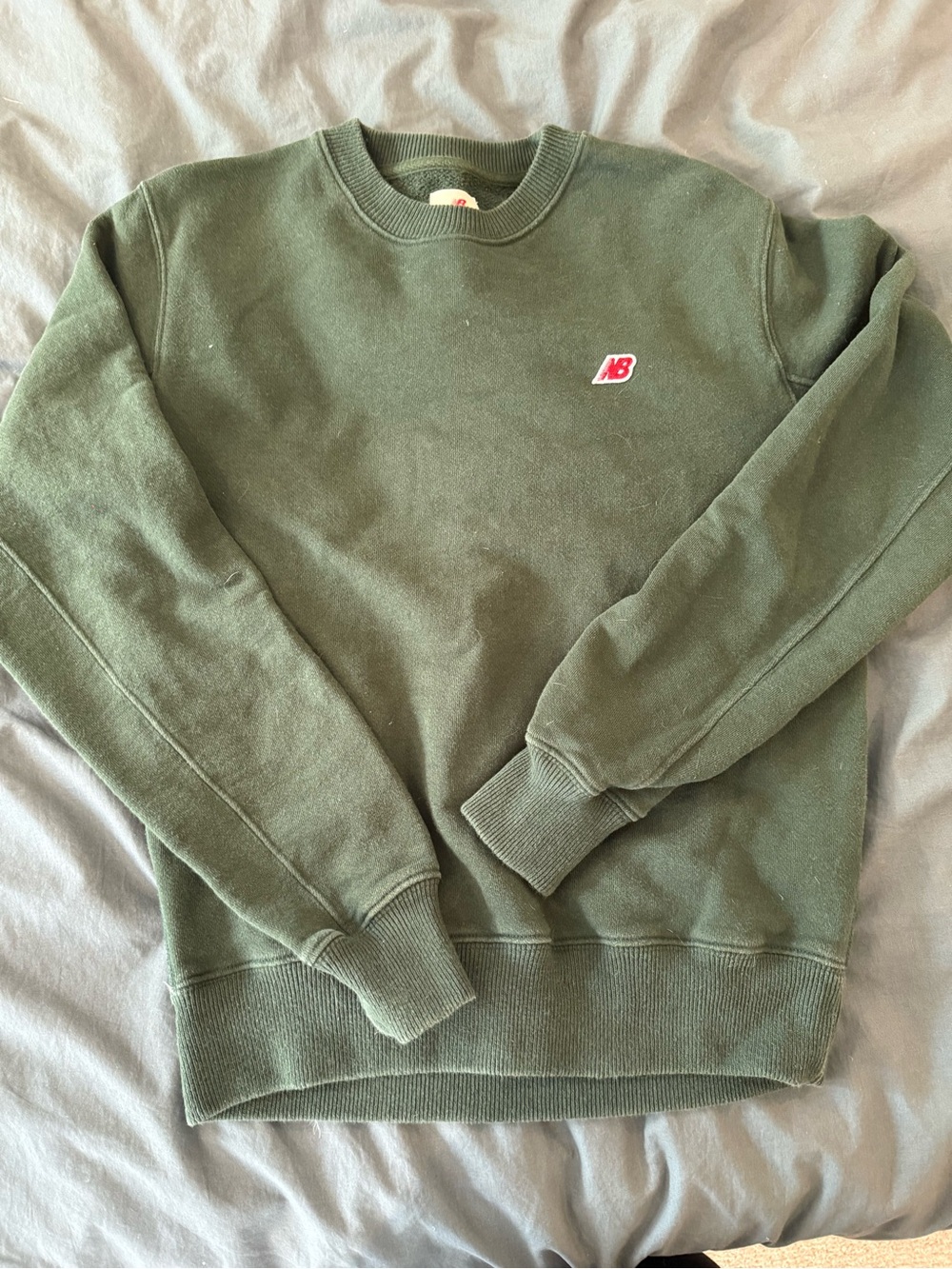 New Balance women’s crewneck